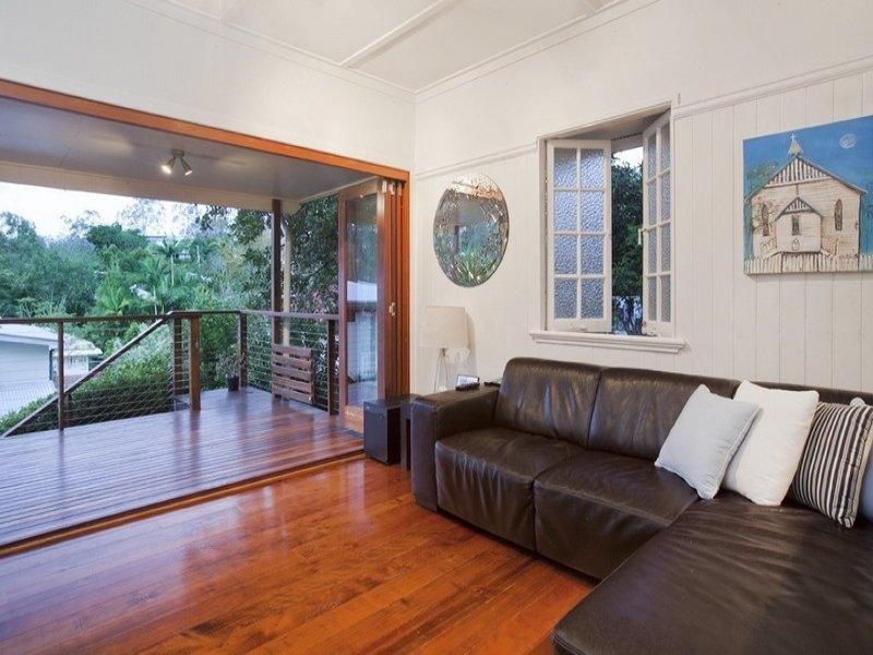 90 Gerler Street, Bardon QLD 4065