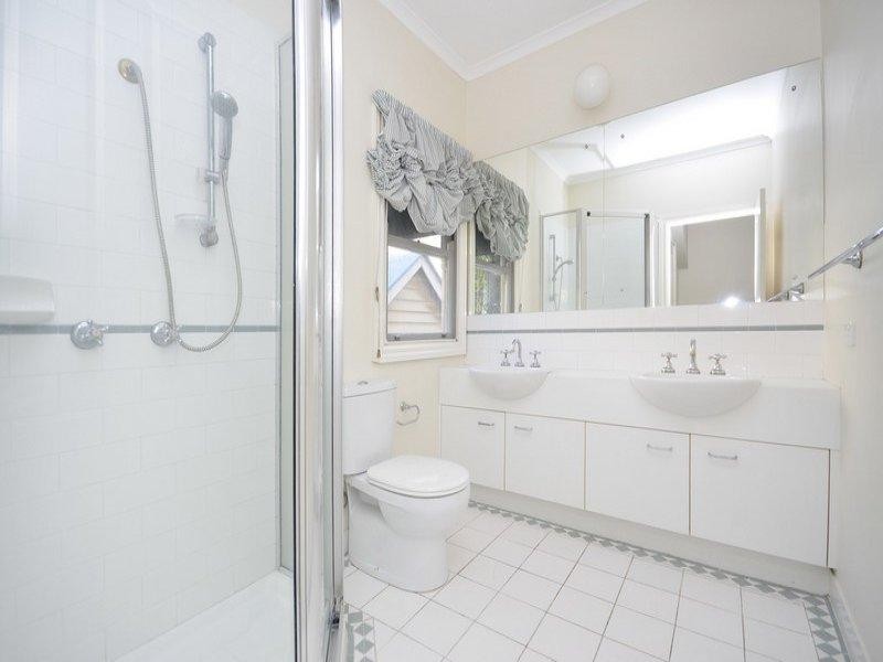 17 Crown Street, Petrie Terrace QLD 4000