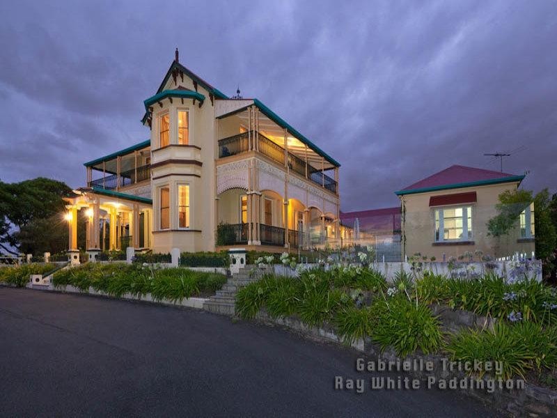 37 Seventh Avenue, Windsor QLD 4030