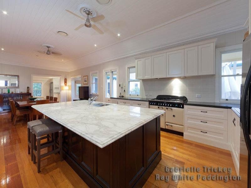 37 Seventh Avenue, Windsor QLD 4030