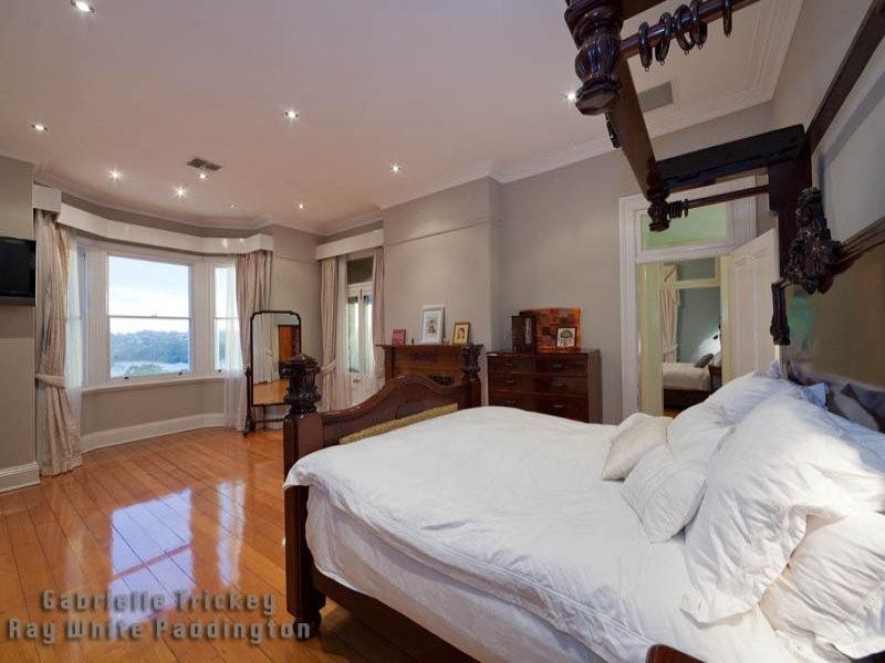 37 Seventh Avenue, Windsor QLD 4030