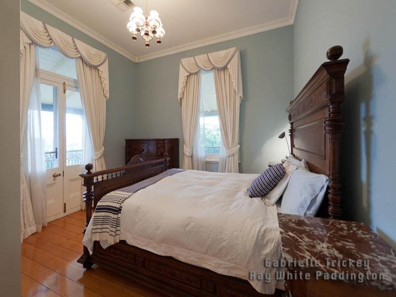 37 Seventh Avenue, Windsor QLD 4030