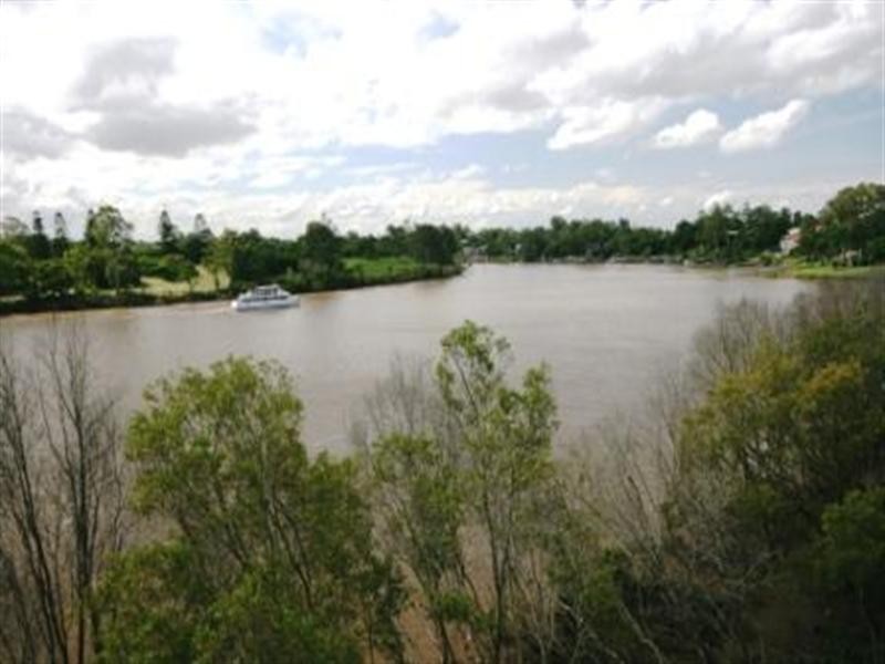 Tennyson QLD 4105