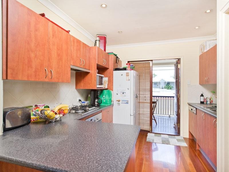 6 Hartfield Drive, Bardon QLD 4065