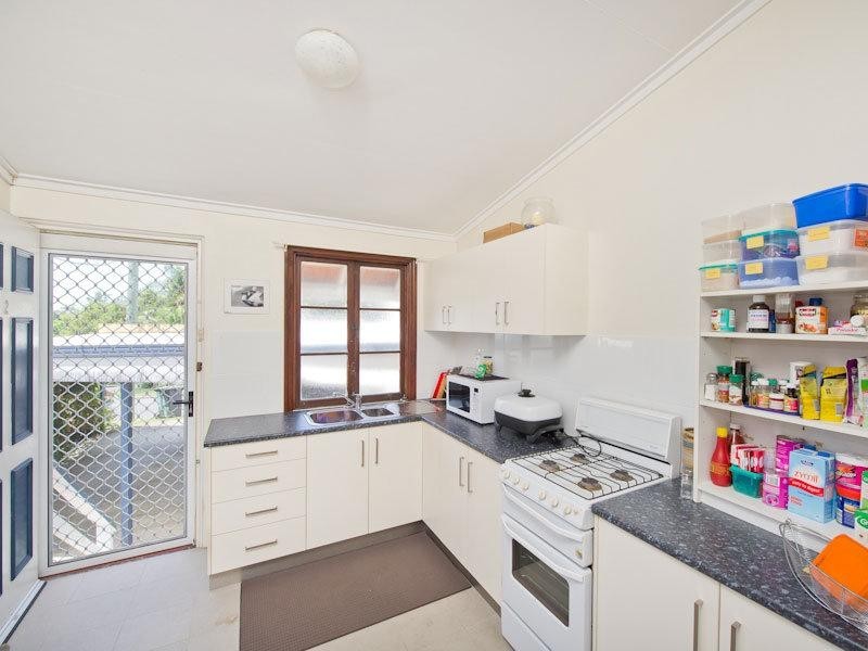 6 Hartfield Drive, Bardon QLD 4065