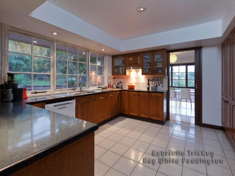 23 Mirbelia Street, Kenmore Hills QLD 4069