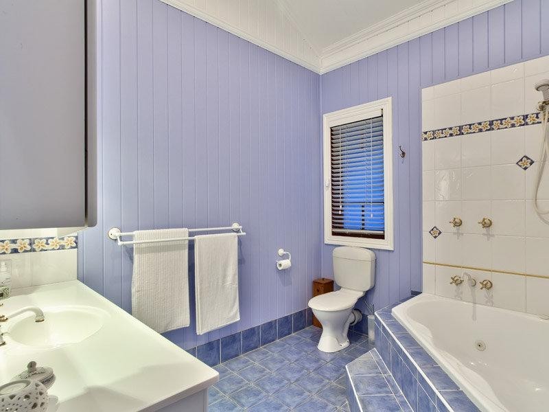 32 Queens Road, Hamilton QLD 4007