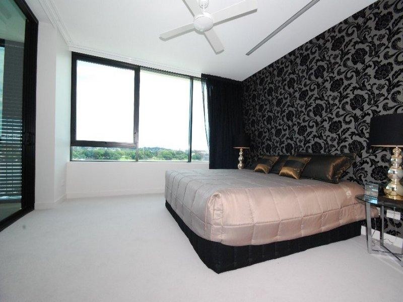 90 Wynnum Road, Norman Park QLD 4170