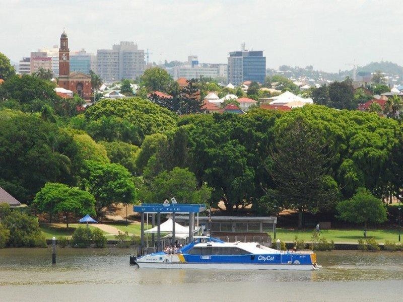 90 Wynnum Road, Norman Park QLD 4170