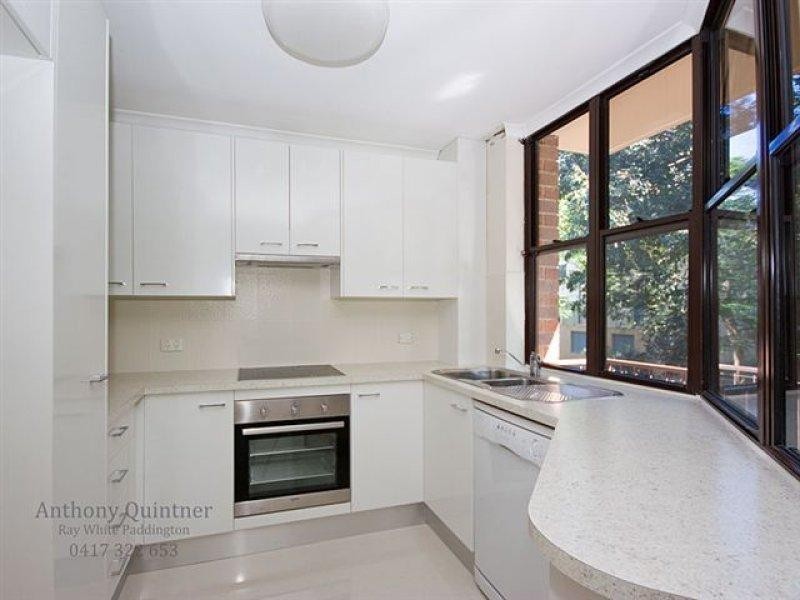 11/24 Carr Street, St Lucia QLD 4067