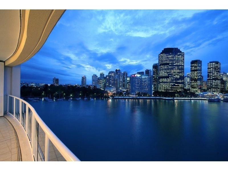 21 Pixley Street, Kangaroo Point QLD 4169
