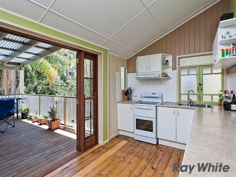 153 Jubilee Terrace, Bardon QLD 4065
