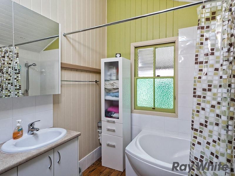153 Jubilee Terrace, Bardon QLD 4065