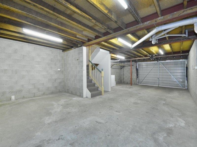 8 Ranley Grove, Paddington QLD 4064