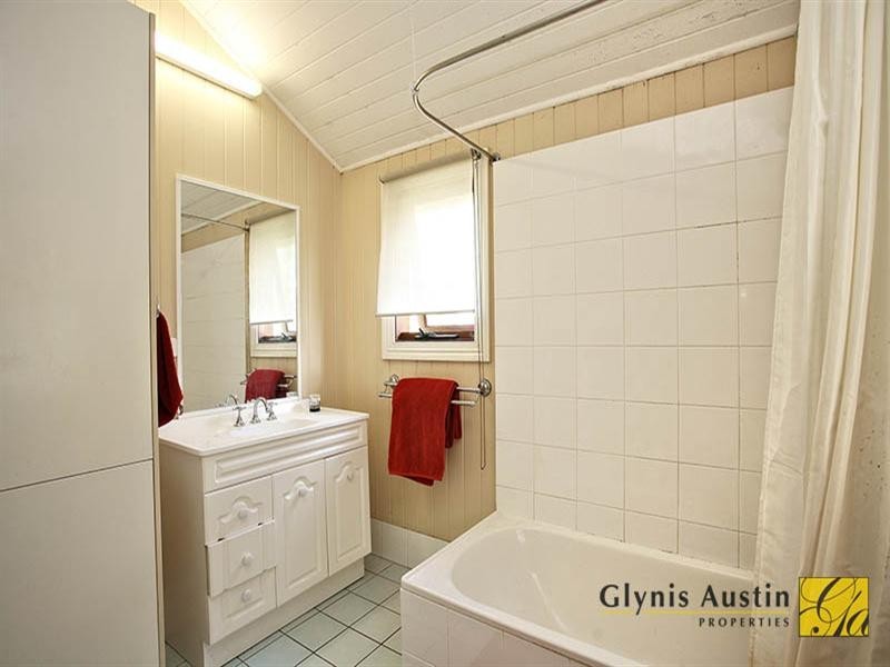 62 Ellena Street, Paddington QLD 4064