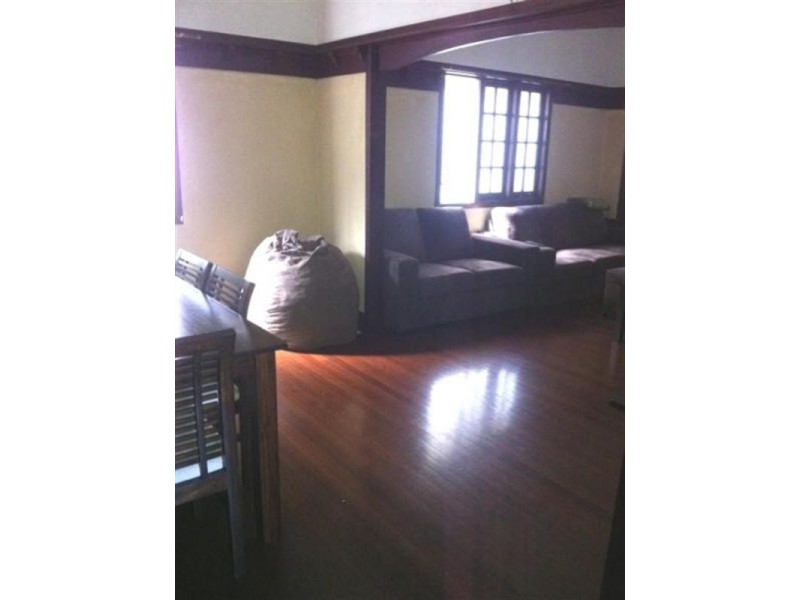 15 Leslie Street, Bardon QLD 4065