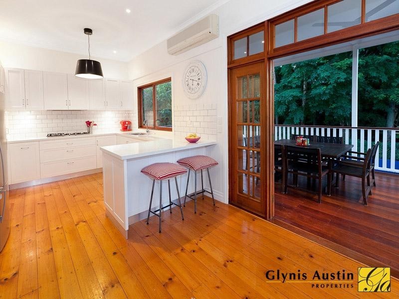 5 Armstrong Terrace, Paddington QLD 4064