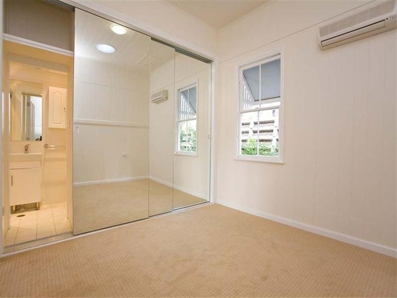 19 Ross Street, Paddington QLD 4064