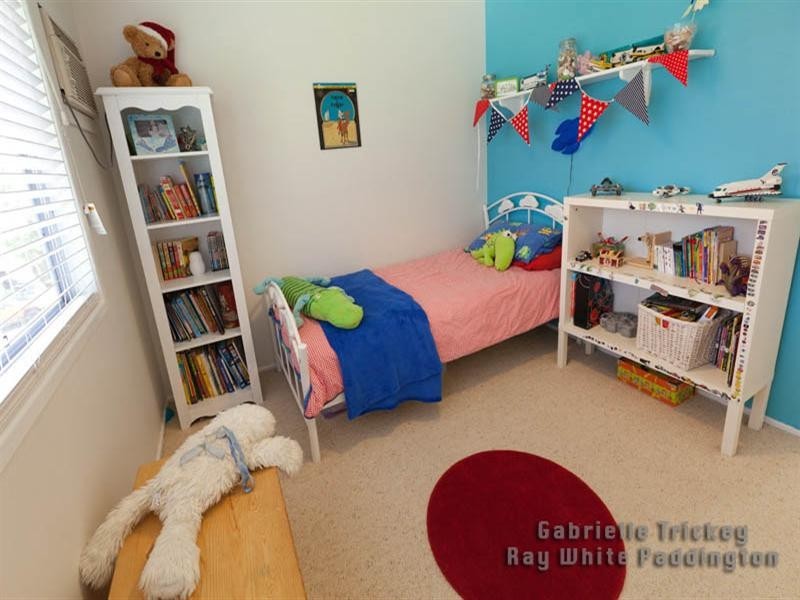 65 Cassandra Street, Chapel Hill QLD 4069