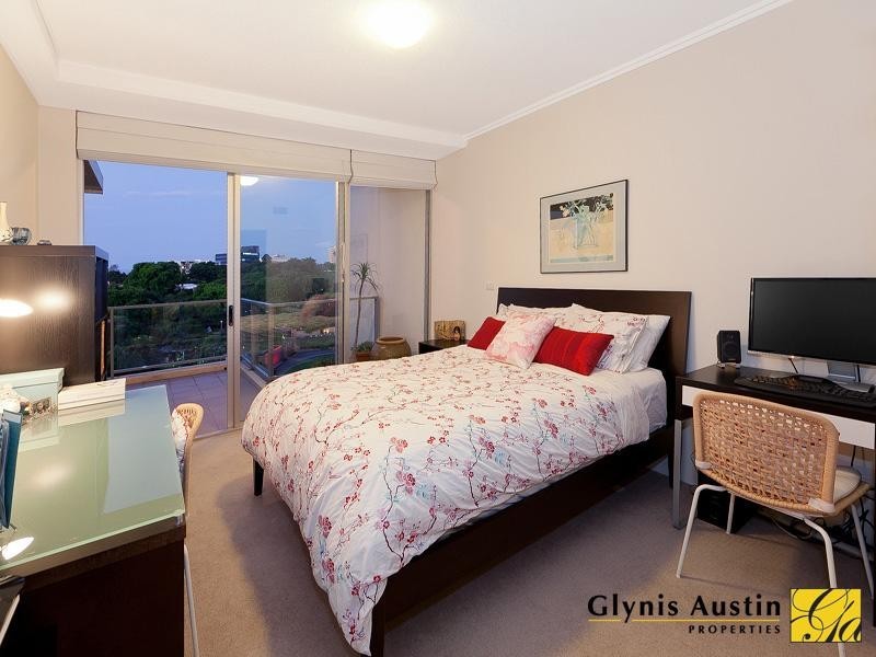 4077/4 Parkland Boulevard, Brisbane QLD 4000