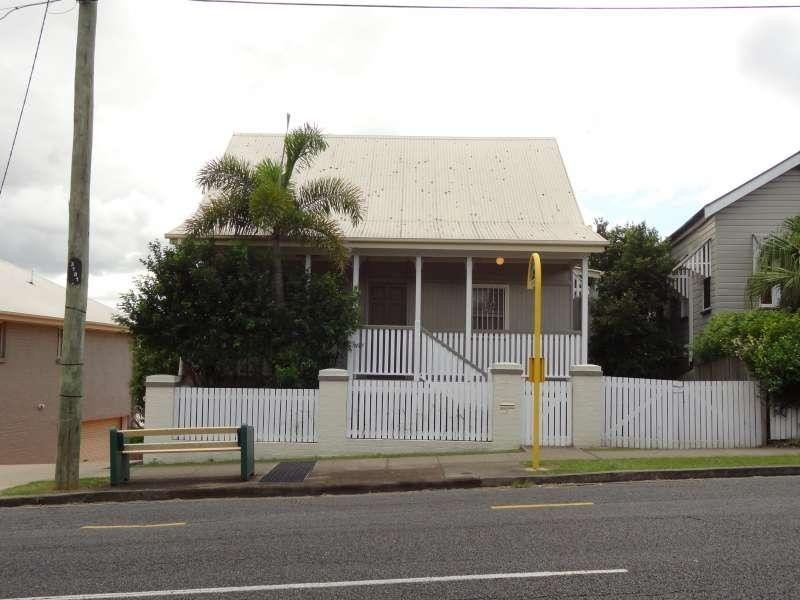 8/17 Arthur Terrace, Red Hill QLD 4059