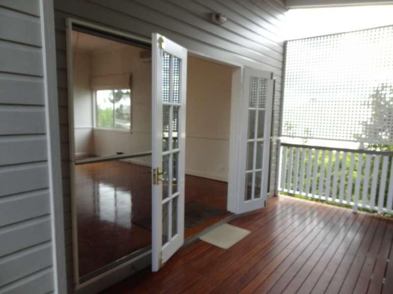 8/17 Arthur Terrace, Red Hill QLD 4059