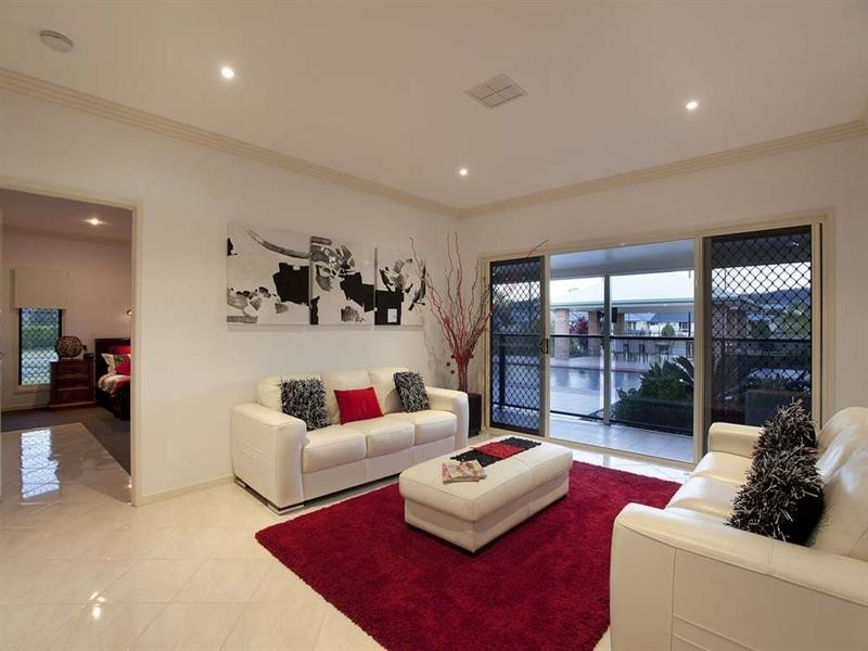 12 Sovereign Way, Samford Valley QLD 4520