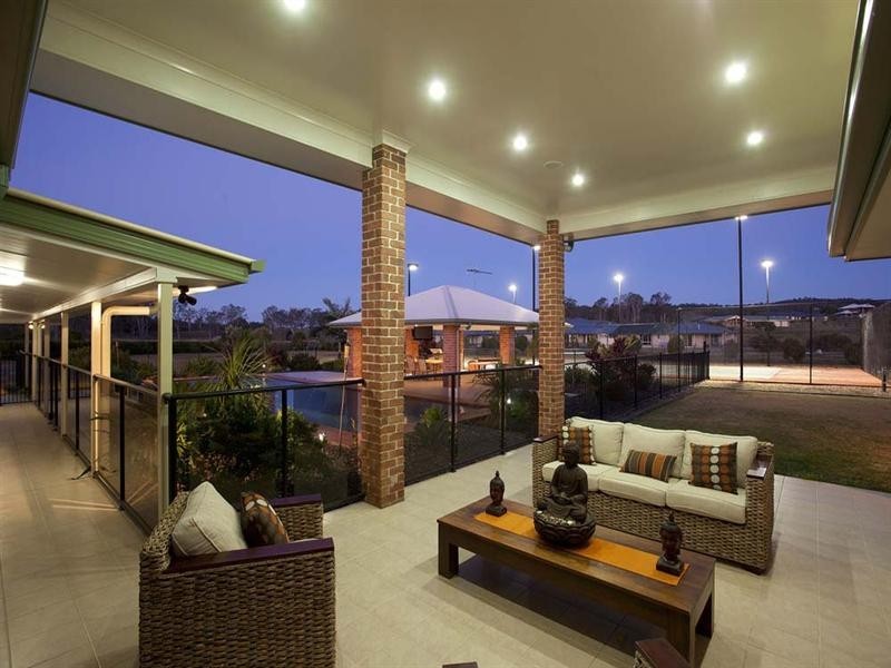 12 Sovereign Way, Samford Valley QLD 4520