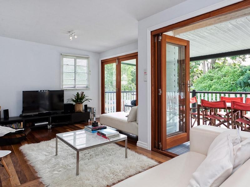 129 Fletcher Parade, Bardon QLD 4065