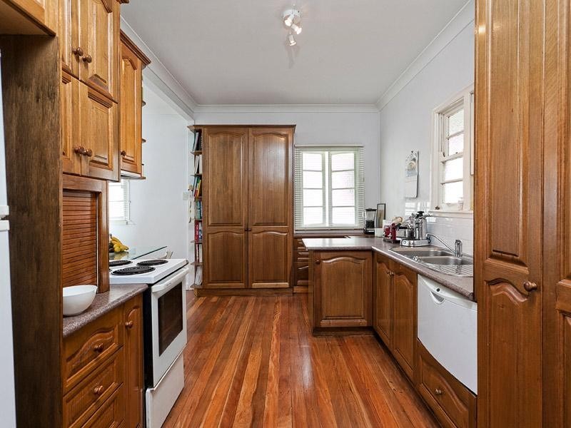 129 Fletcher Parade, Bardon QLD 4065