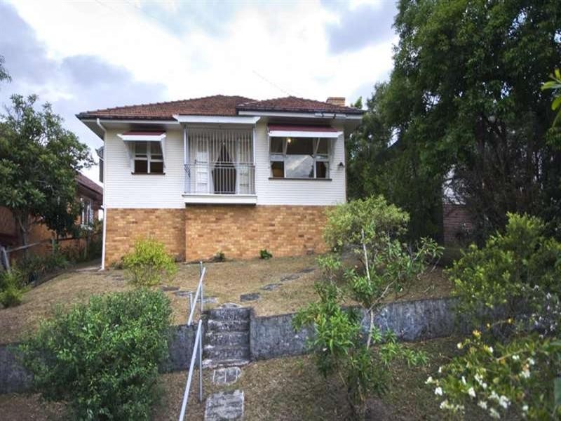 23 Gerler Street, Bardon QLD 4065