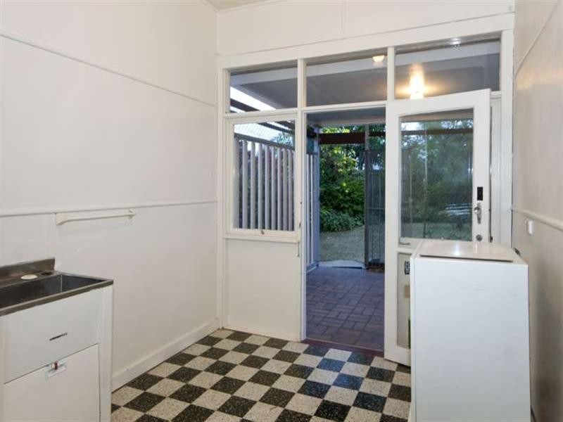 23 Gerler Street, Bardon QLD 4065