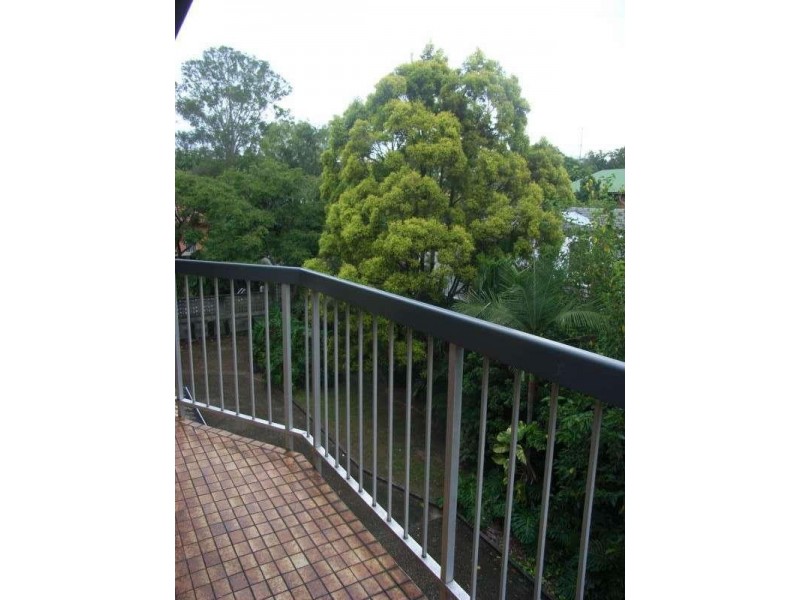 8/18 Vincent Street, Indooroopilly QLD 4068