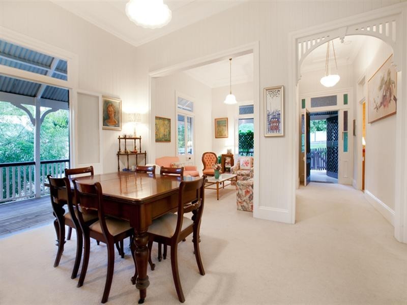 18 Ellerslie Crescent, Taringa QLD 4068