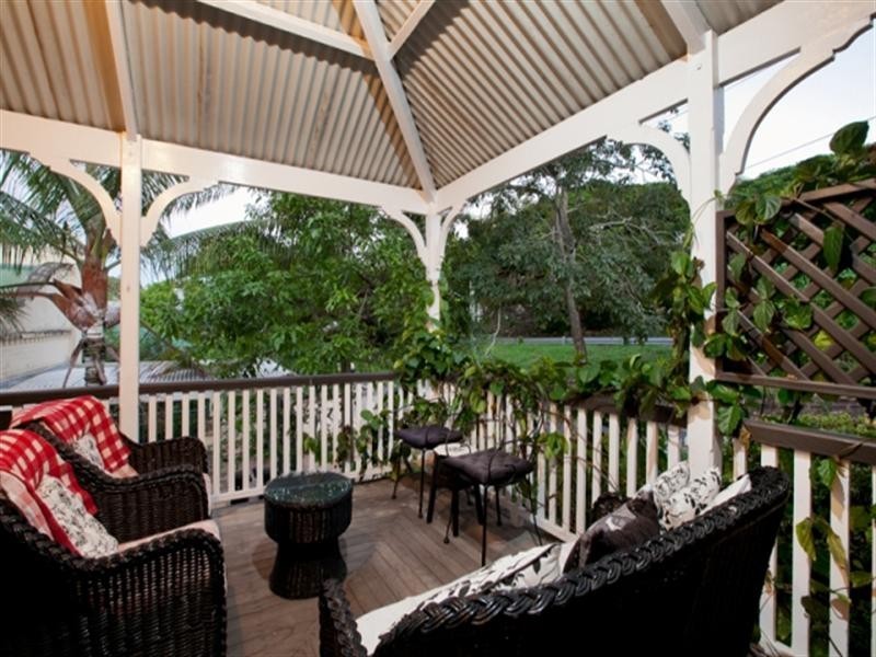 18 Ellerslie Crescent, Taringa QLD 4068