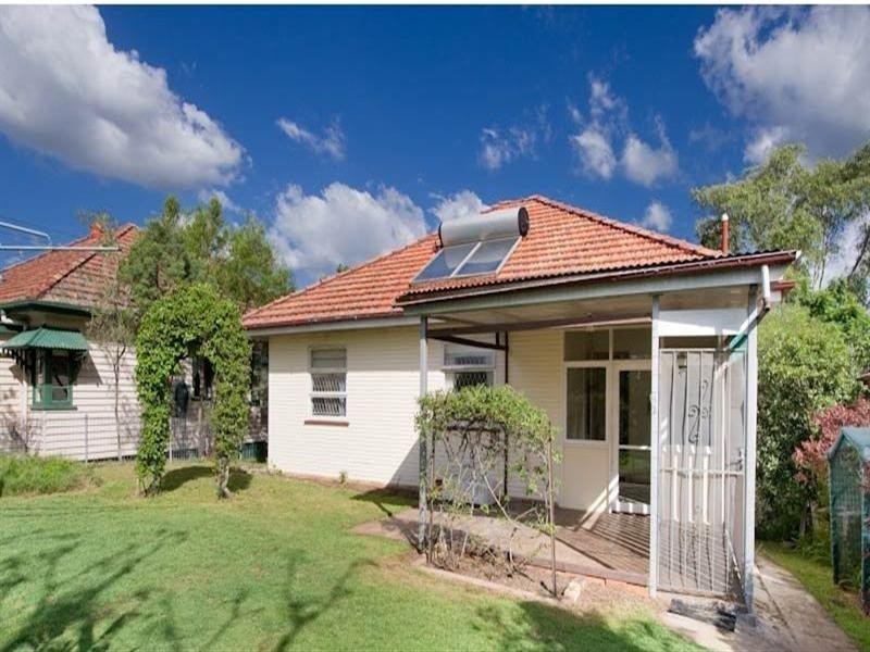 23 Gerler Street, Bardon QLD 4065