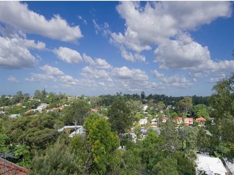 23 Gerler Street, Bardon QLD 4065