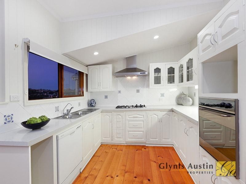 45 Heussler Terrace, Milton QLD 4064