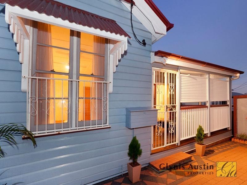 45 Heussler Terrace, Milton QLD 4064