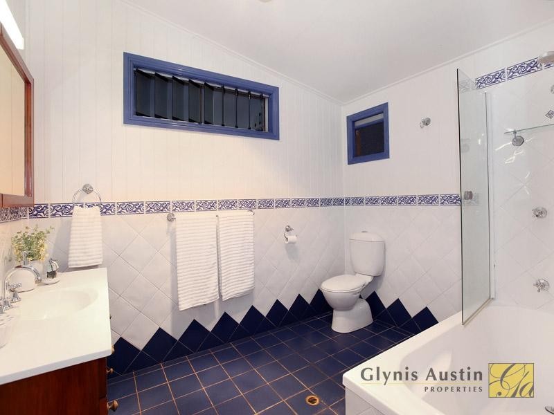 45 Heussler Terrace, Milton QLD 4064