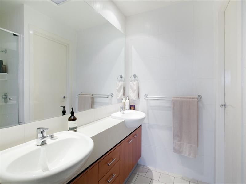 47/26 Holland Street, Toowong QLD 4066