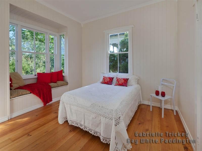 51 Corona Avenue, Ashgrove QLD 4060