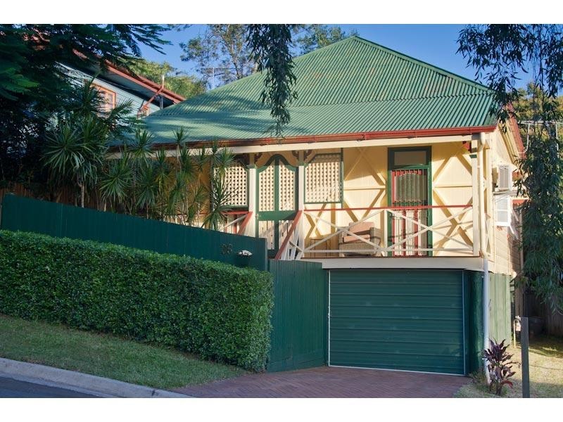 26 Thorn Street, Red Hill QLD 4059