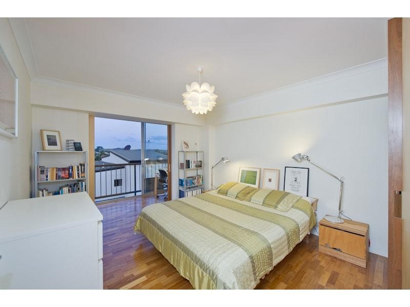 22/2 Oxlade Drive, New Farm QLD 4005