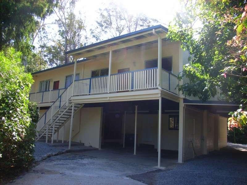 16 Jackdaw Street, Bardon QLD 4065