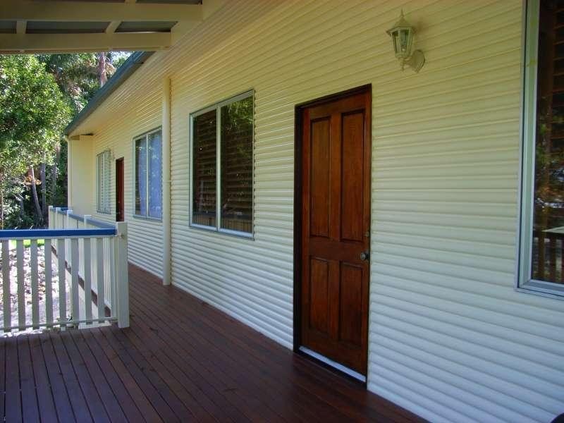 16 Jackdaw Street, Bardon QLD 4065