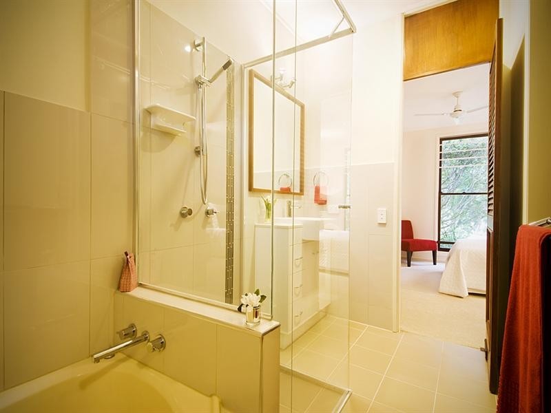 65 Kooringal Drive, Jindalee QLD 4074