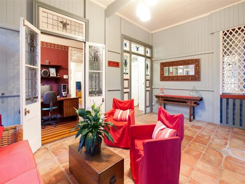 11 Wight Street, Milton QLD 4064