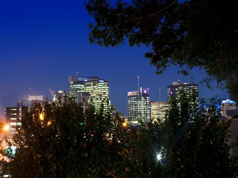 11 Wight Street, Milton QLD 4064