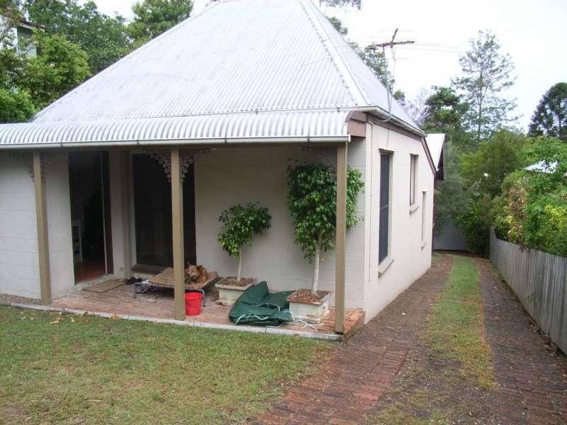 19 Walter Street, Toowong QLD 4066